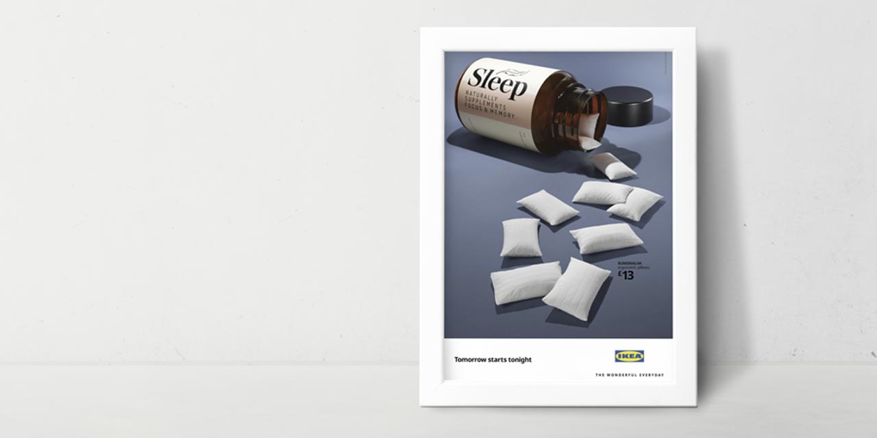 Ikea reklama za jastuke gde oni predstavljaju tablete za spavanje koji su se prosuli iz bočice za lekove.